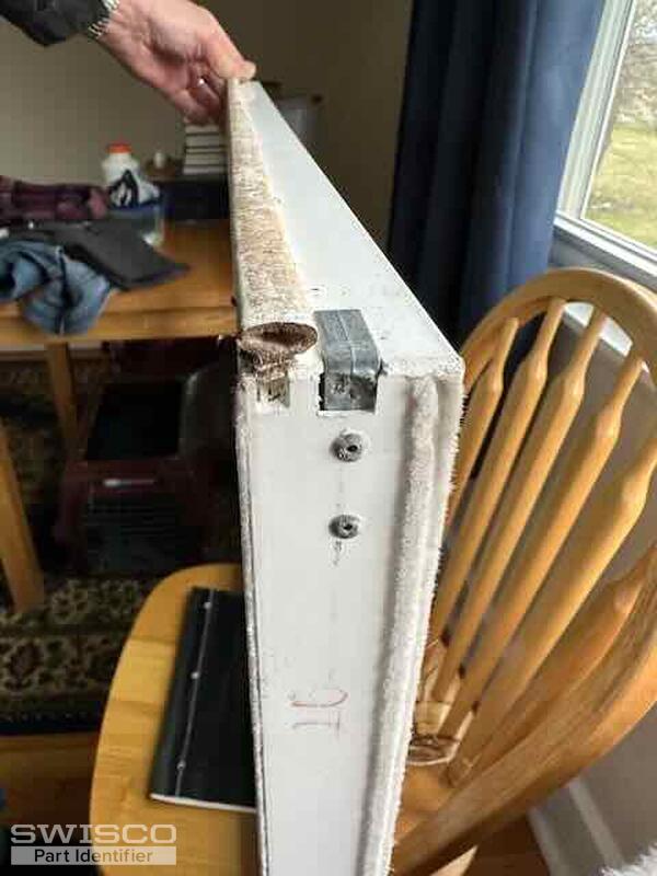 damaged pivot bar