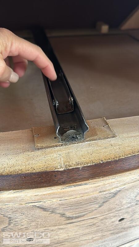 undermount track