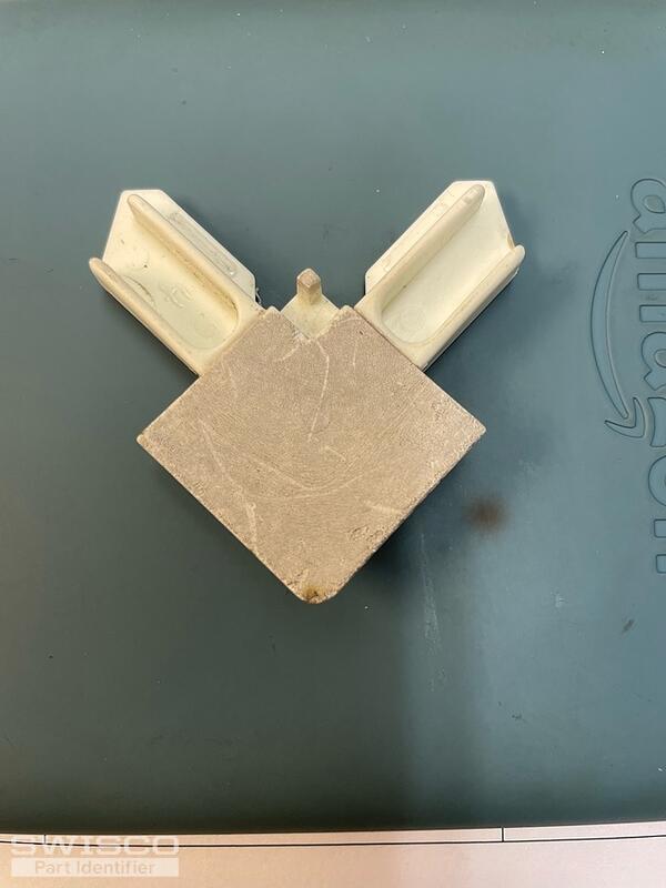 corner key with flange