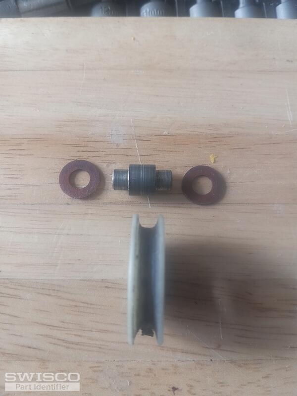 roller wheel and axle
