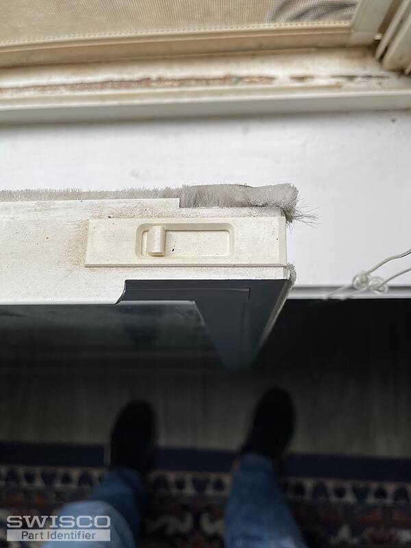 tilt latch