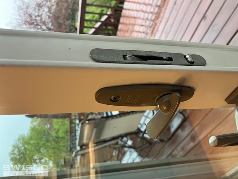 door latch 2