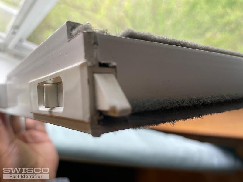 Simonton Window Tilt Latch 2