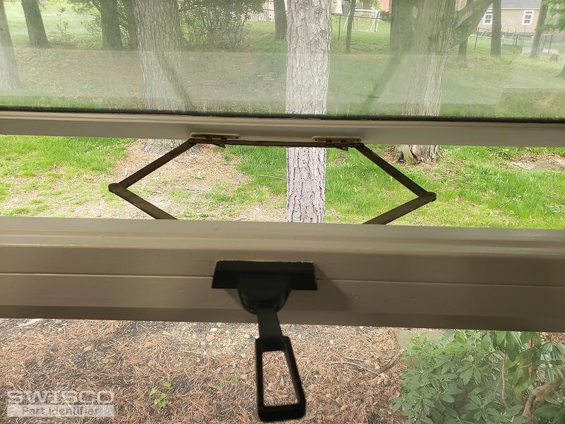 awning window operator assembly