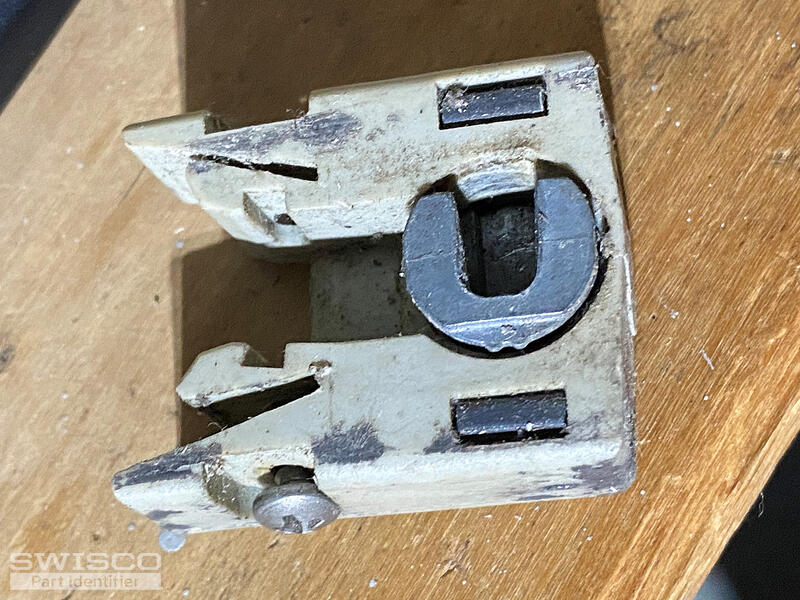 pivot shoe