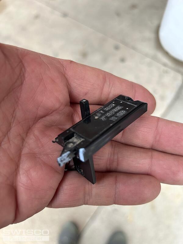 black tilt latch