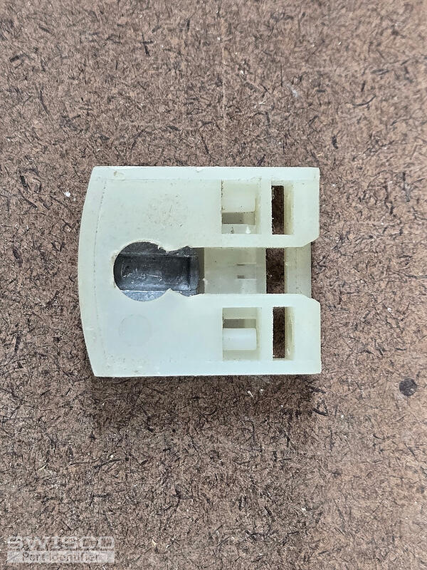 pivot shoe front