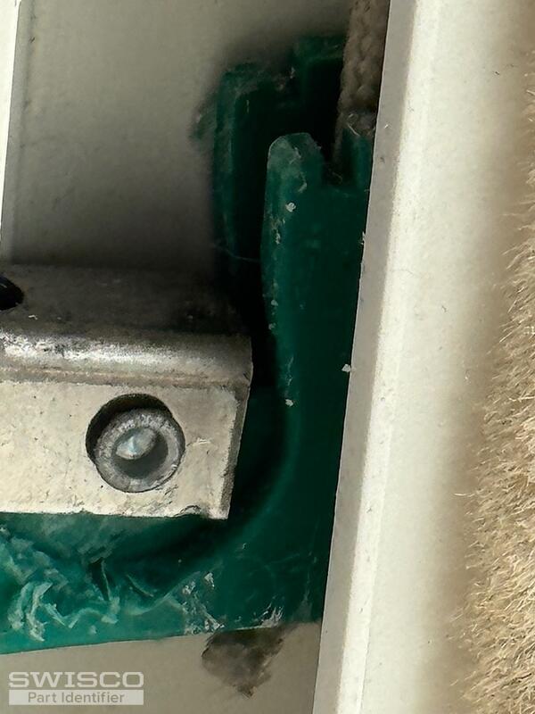 green knife lock shoe