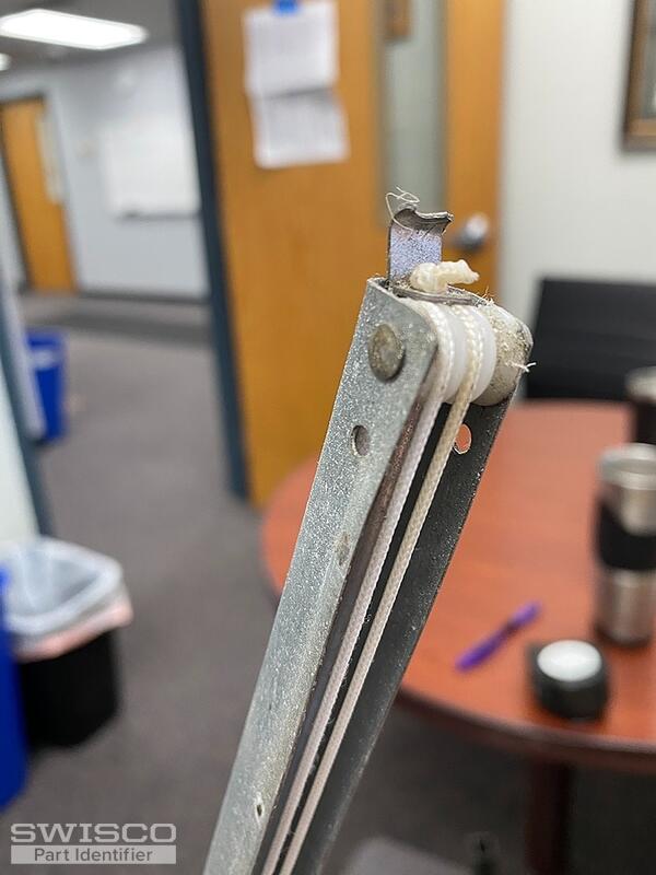 broken top hook clip