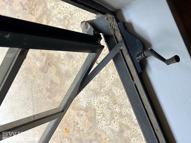 front mount operator