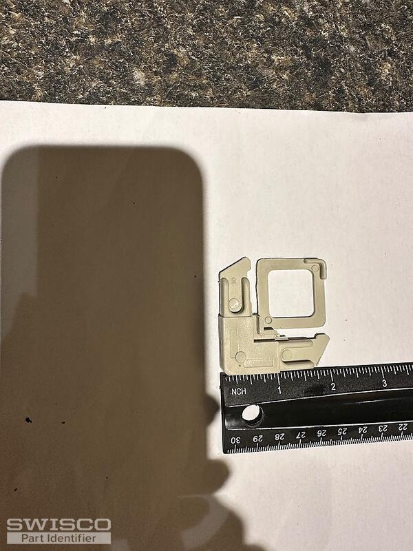 screen corner with pull
