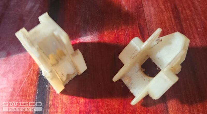 rivetless top and bottom fittings