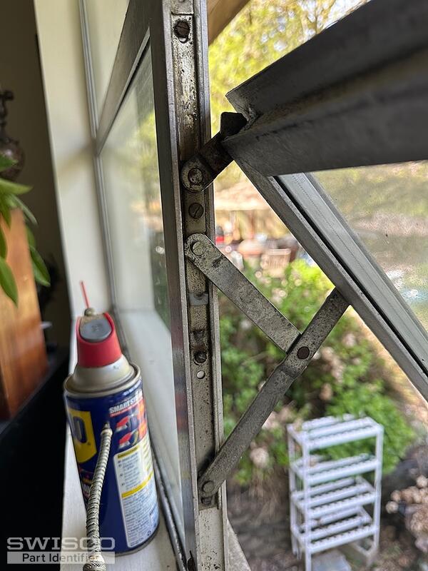 four bar hinge