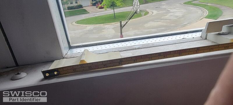 02_window_latch_ruler