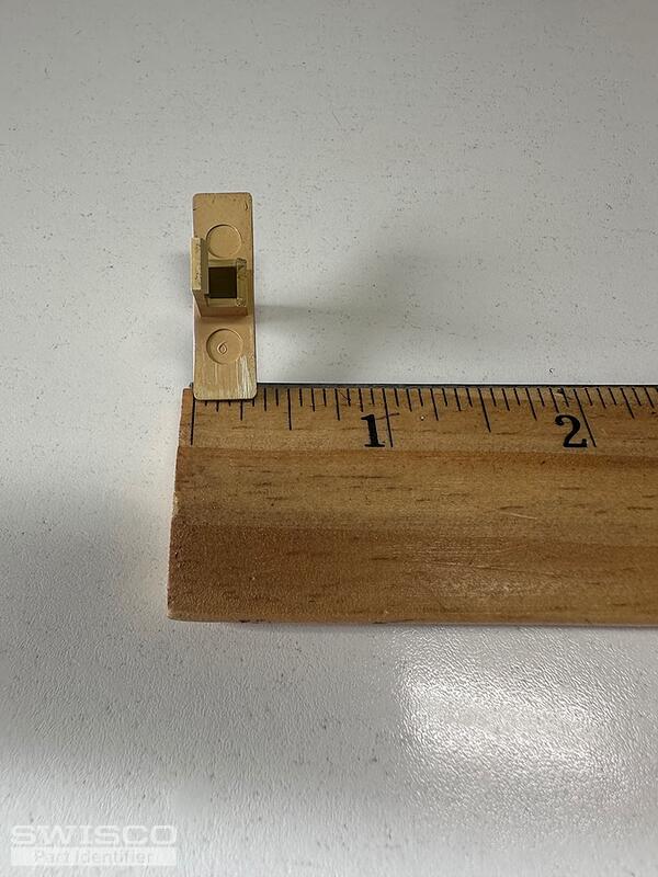 Internal tilt latch