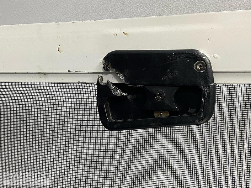 latch handle