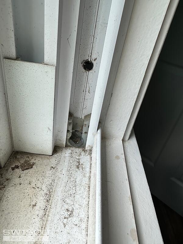 window pivot shoe