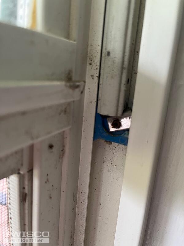 knife lock shhoe