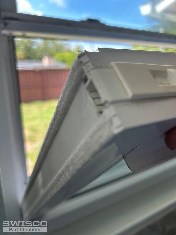 tilt latch