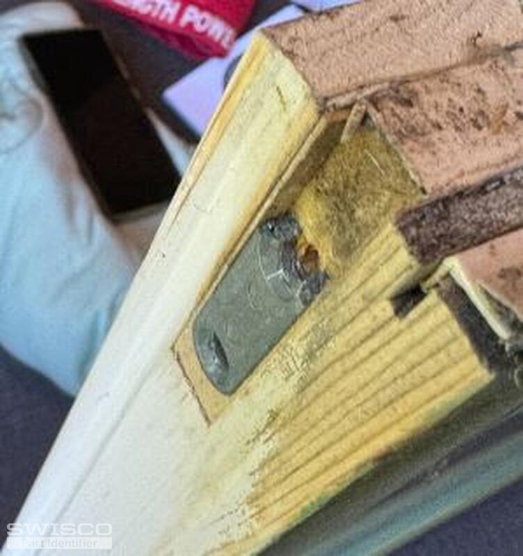 broken pivot bar