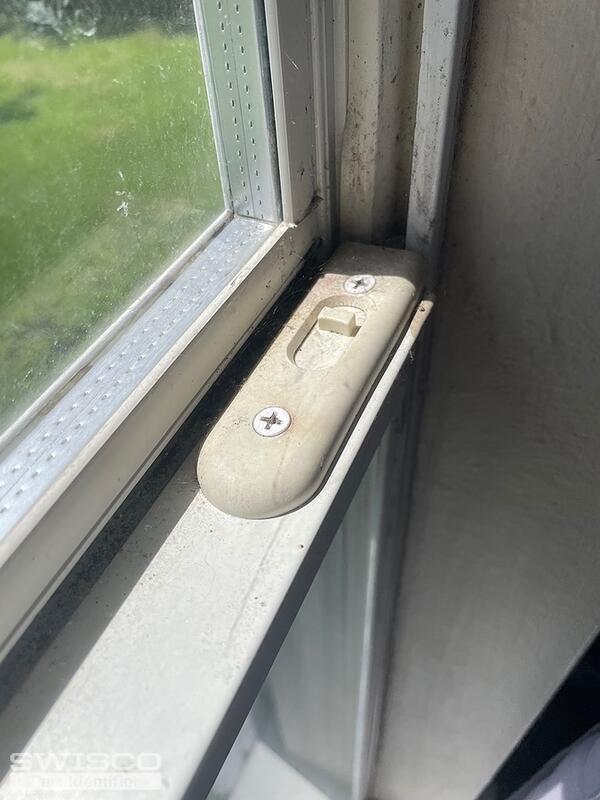 window tilt latch