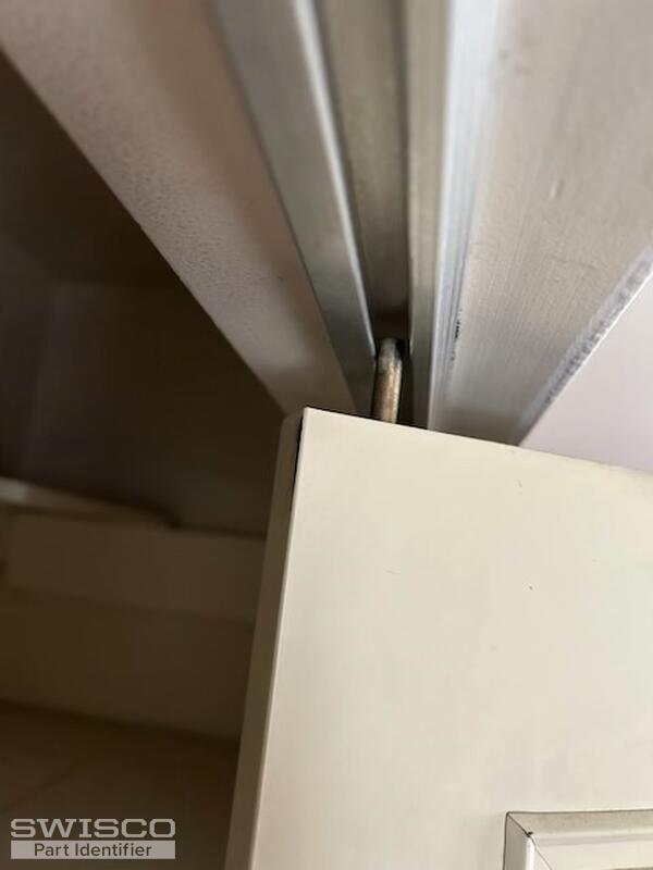 bifold pin