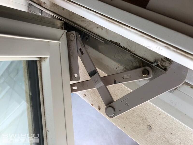 offset link arm operator