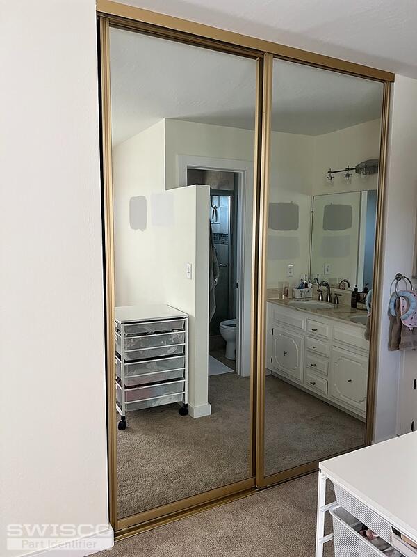 Door - frame.mirror