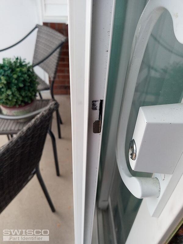 BROKEN SLIDER PIECE GOES INTO THIS PART OF SCREEN