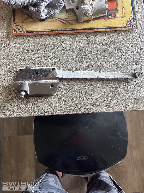 Anderson 2420 RH operator