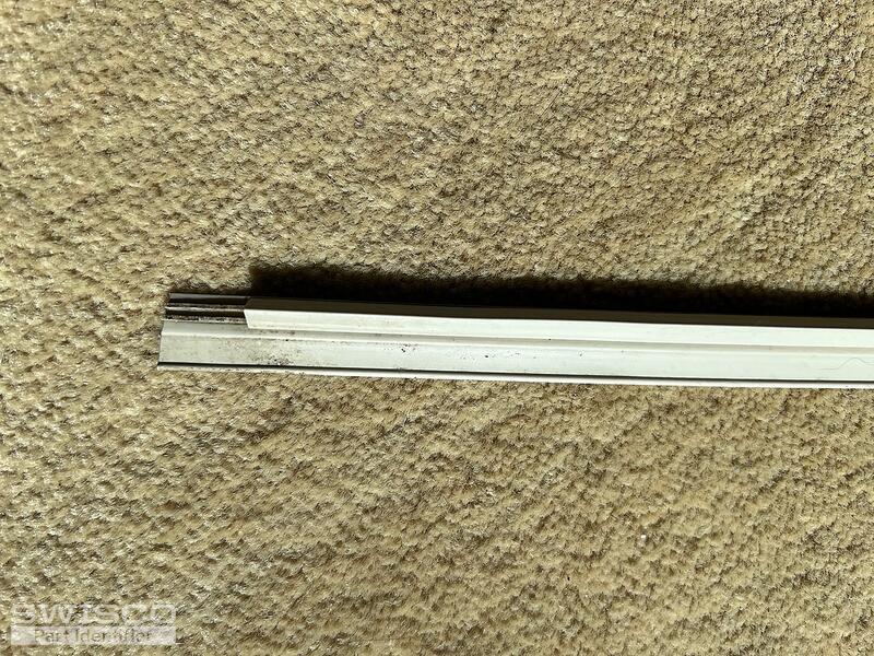 Window sealing sripping