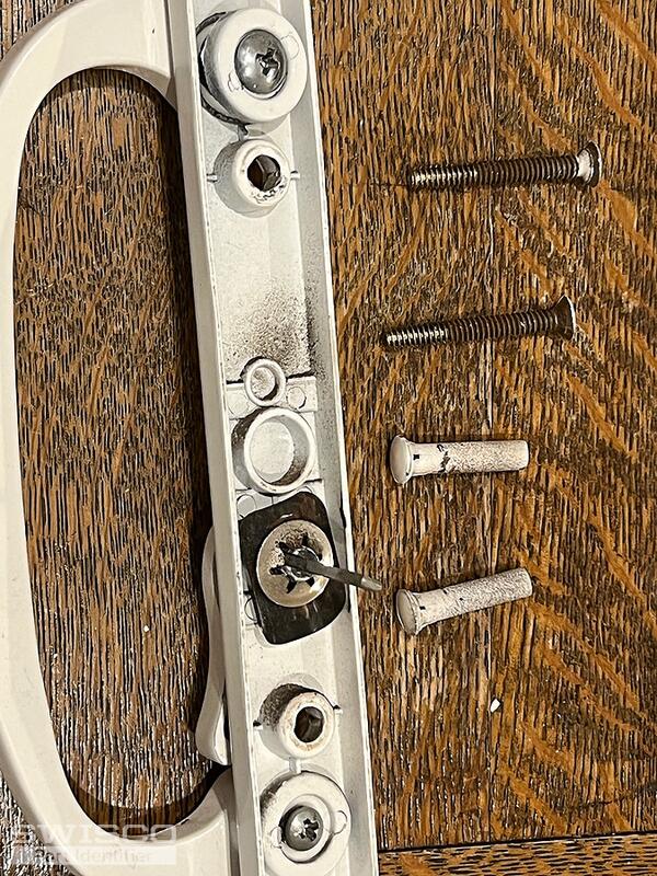 DE Sliding Glass Door Handle B IMG_1716