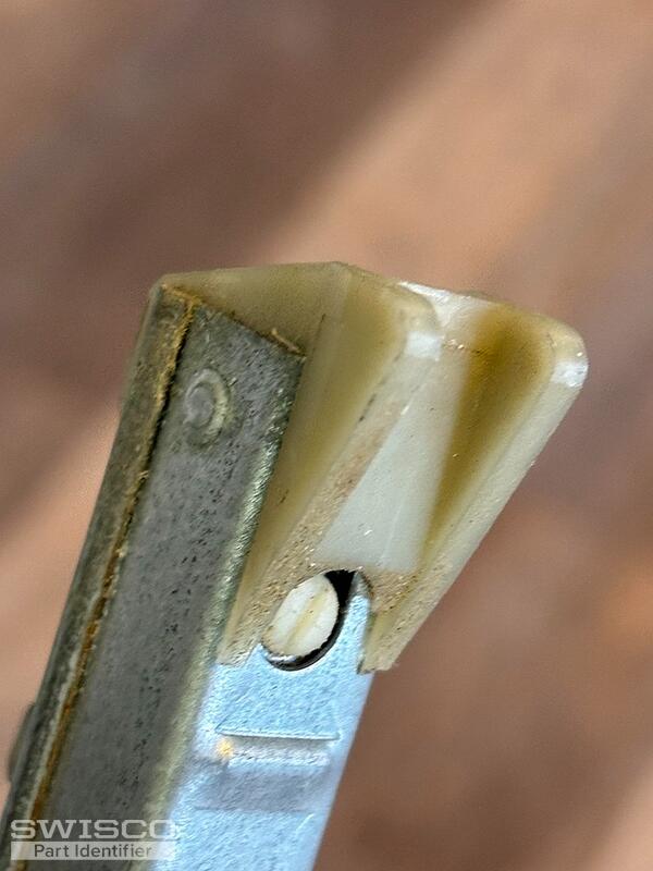 Bottom plastic shoe (1)