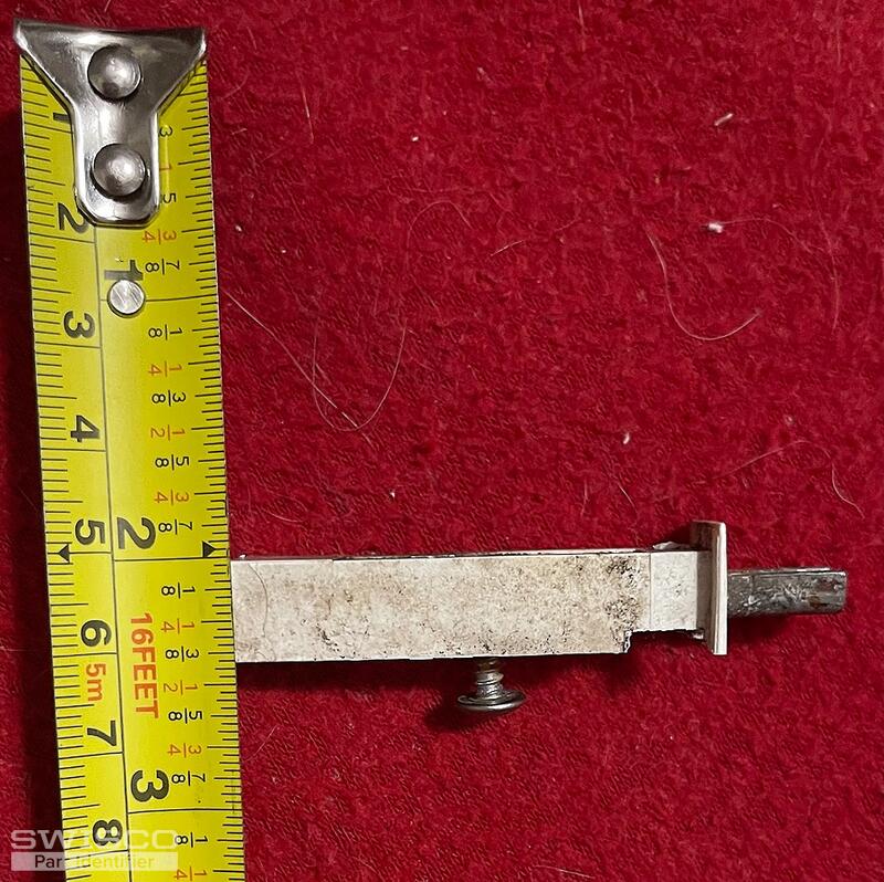 pivot bar and pivot housing