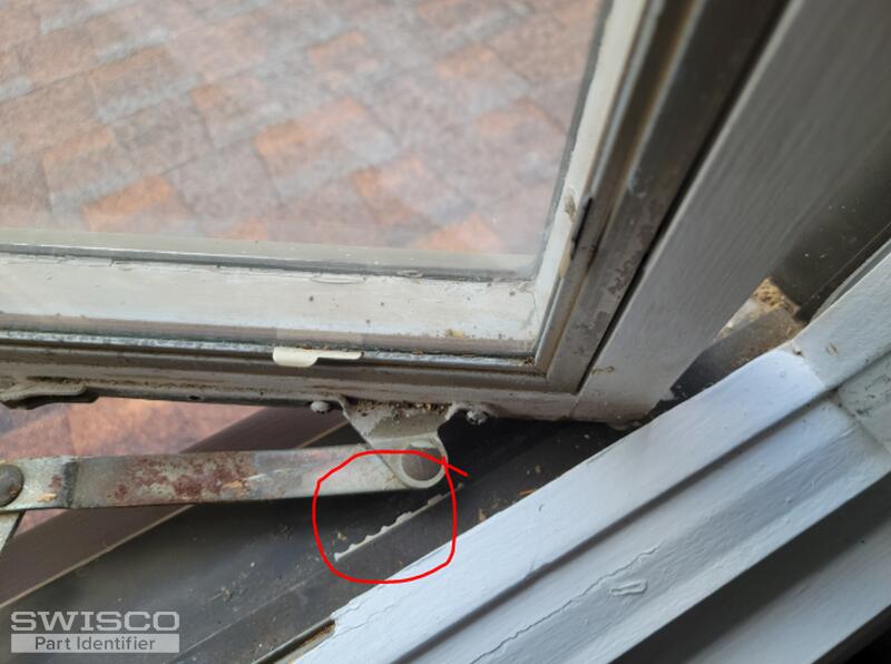 pella hinge attachment