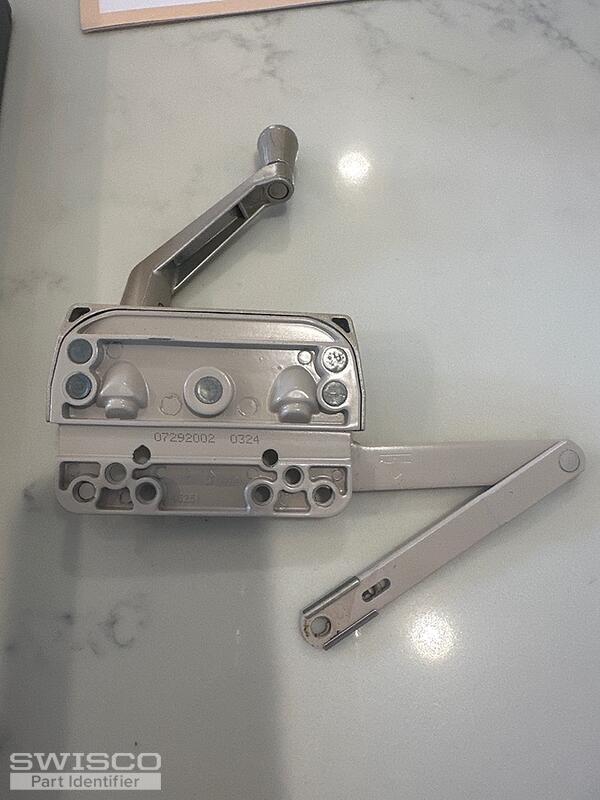 underside split arm