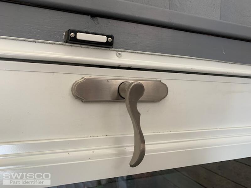 outside picture of door handle