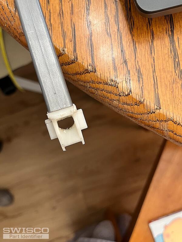 rivetless top fitting