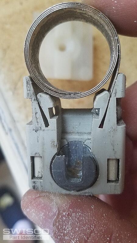 9F0A04BF-6D3E-4D9F-A2E0-12C7B56A01C3