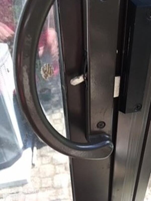 sliding door 2