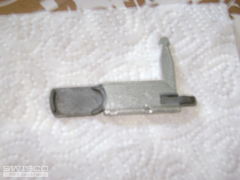 Working_pull_Latch_replacem_DSC04155