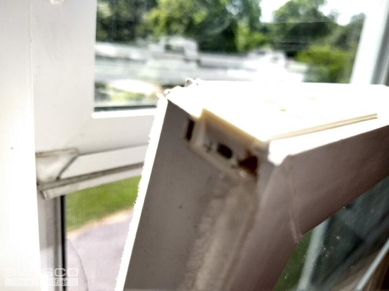 tilt latch2