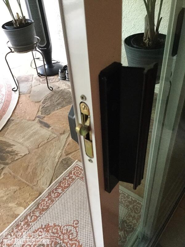 Elias_door mechanism
