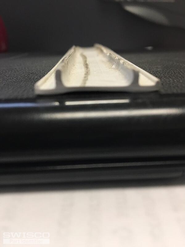 Bottom Seal 3