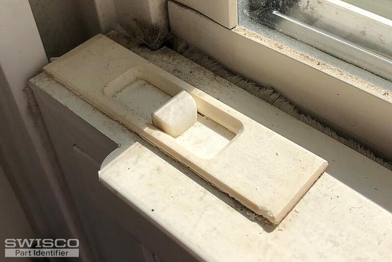 corner latch