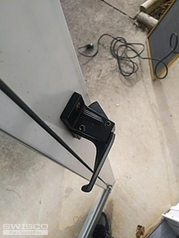 24 FC - Door Handle (2)