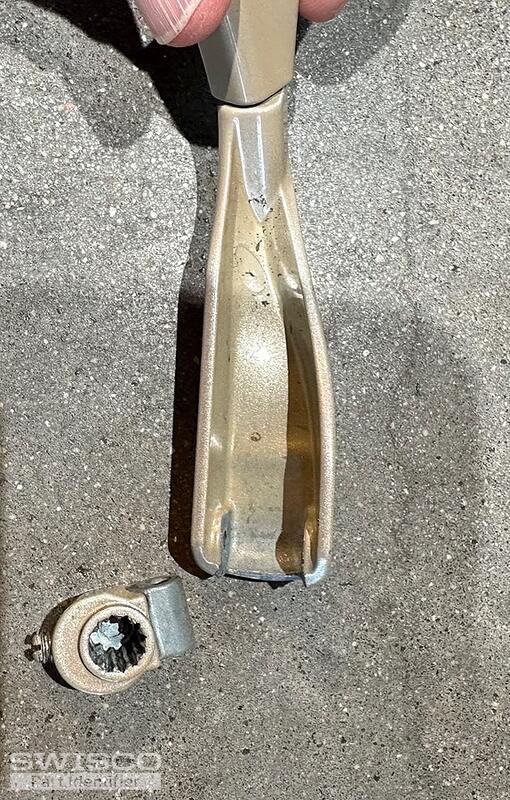 folding handle