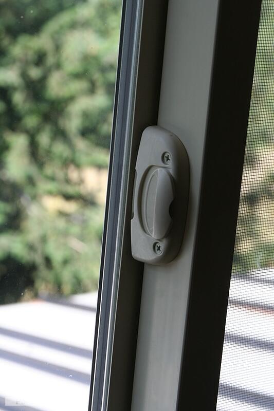 sash lock