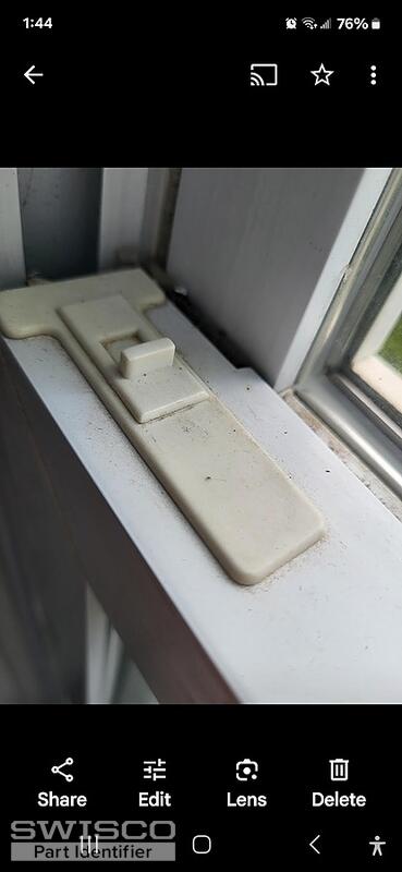 tilt latch