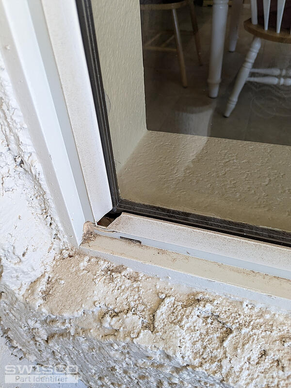 glazing strip